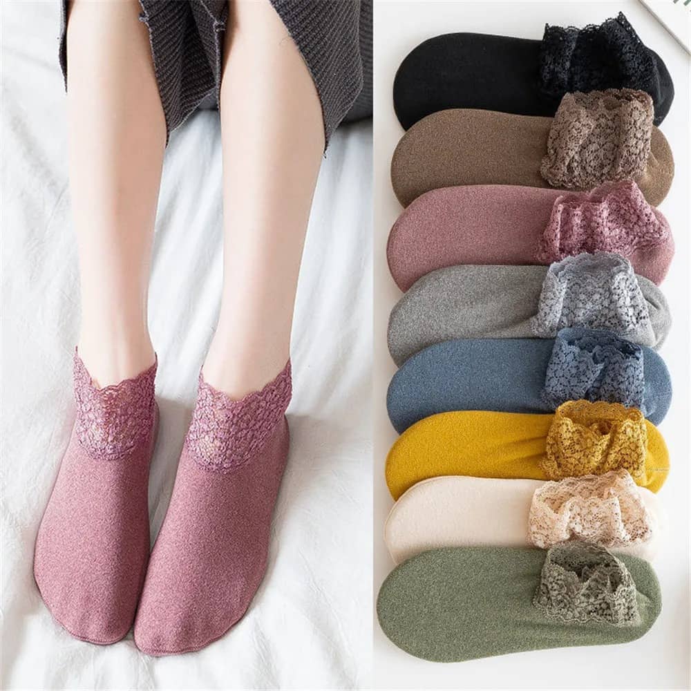LaceTrim Cozy No-Show Socks-4 Pairs